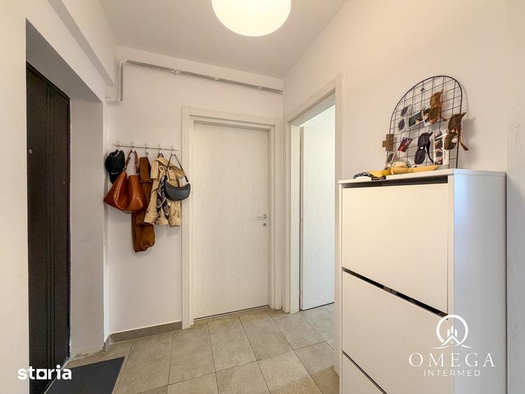 Apartament cu 2 camere decomandat în Bârnova
