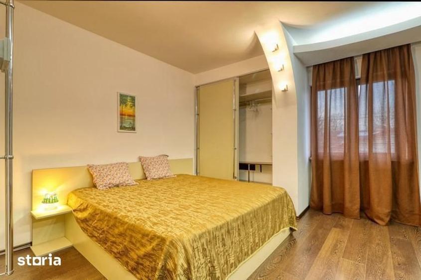 Apartament cu 5 camere decomandat în Grivița