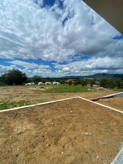 Casă individuală cu 5 camere cu Canalizare în Satu Nou de Jos