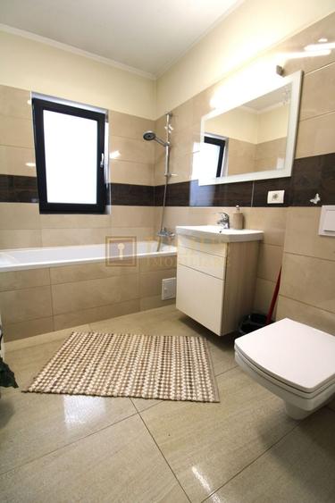 Apartament cu 3 camere decomandat, mobilat în Dumbrăvița