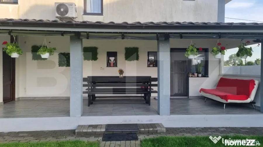Casă cu 4 camere cu Teren 600 Mp în Vetiș