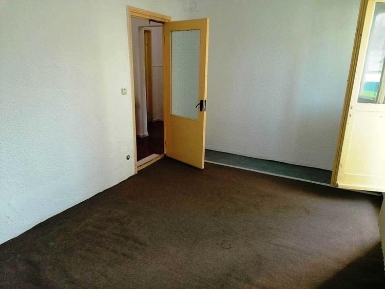 Apartament cu 2 camere decomandat, etaj 2/10, Pacurari - 1