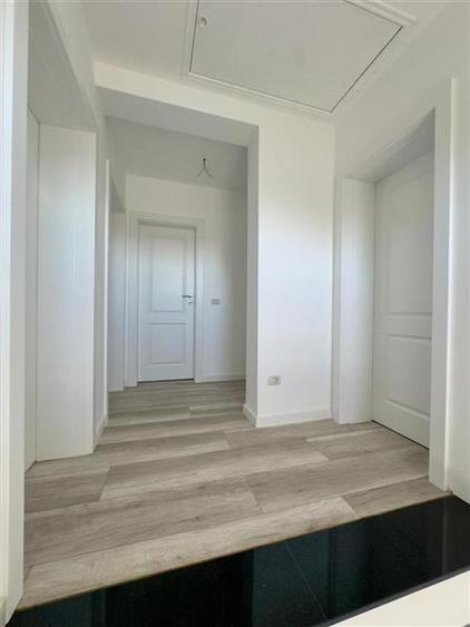 Casă individuală cu 4 camere cu Teren 660 Mp în Bârnova