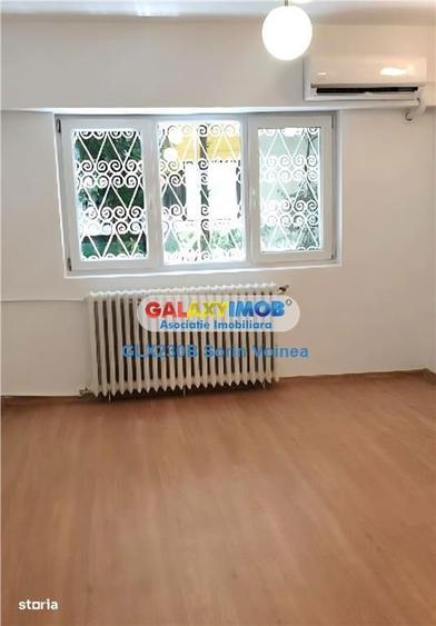 Apartament cu 4 camere decomandat, mobilat în Tei