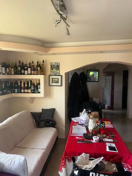 Casă cu Teren 500 Mp în Bariera Vâlcii