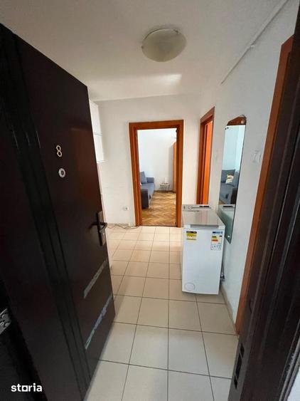 Garsonieră decomandată în Podu Roș