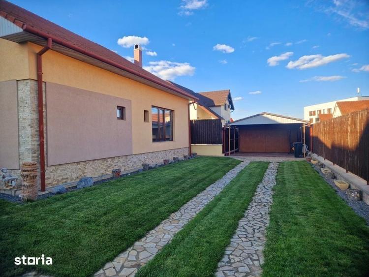 Casă cu 4 camere cu Teren 550 Mp în Sânmartin