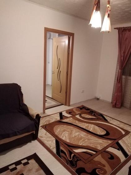 Apartament cu 2 camere semidecomandat în Km 4