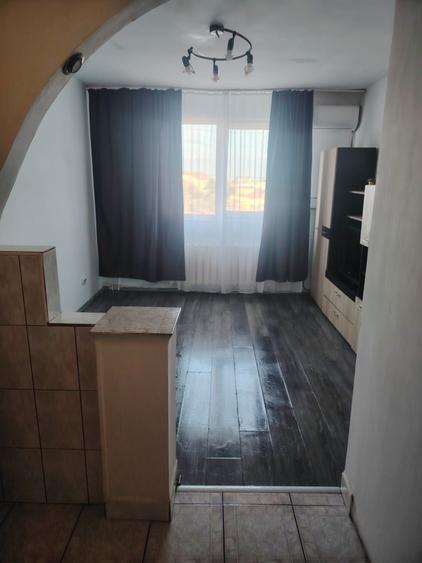 Garsonieră semidecomandată în Soarelui