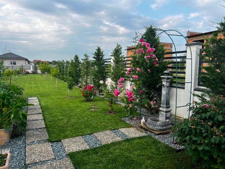 Teren Construcții intravilan de 1250 mp, în Domnești