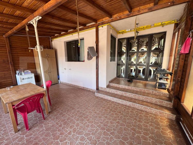 Casă cu 3 camere cu Teren 678 Mp în Valea