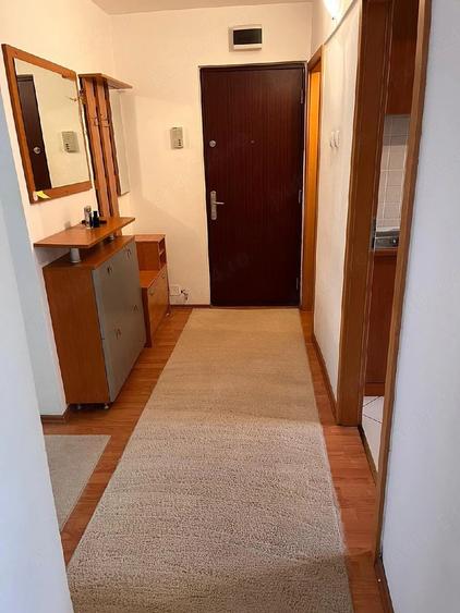 Apartament cu 4 camere decomandat în Bucovina