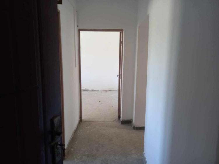 Apartament cu 2 camere nedecomandat în Ceamurlia de Jos