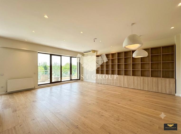 Apartament cu 4 camere decomandat, mobilat în Herăstrău