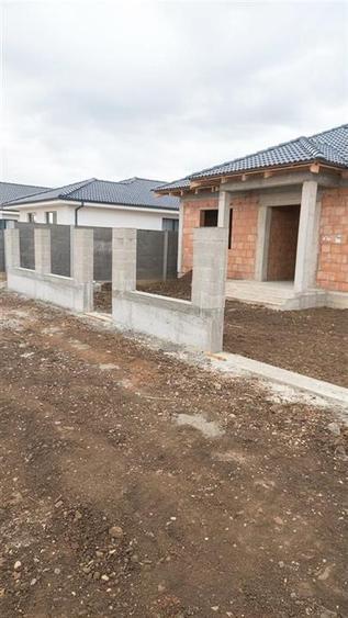 Casă cu 3 camere cu Teren 500 Mp în Sântandrei