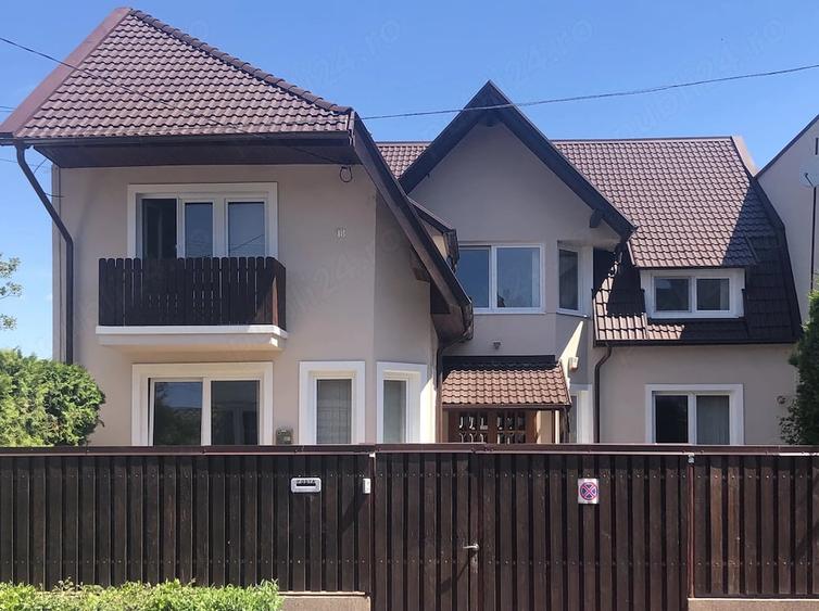 Casă cu 5 camere cu Teren 255 Mp în Central