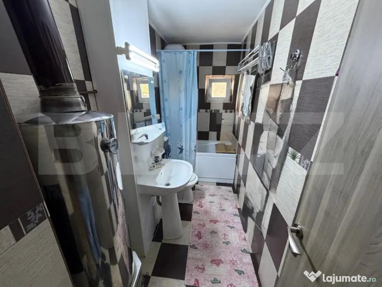 Apartament cu 2 camere decomandat în Abrud-Sat