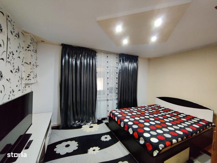 Casă cu 3 camere decomandat în Limanu