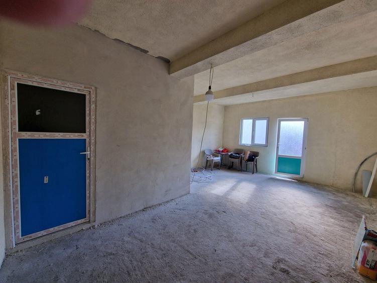 Casă cu 3 camere în Central