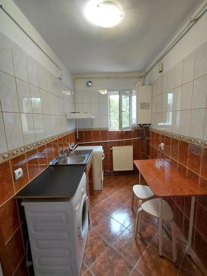 Apartament cu 2 camere decomandat în Ultracentral