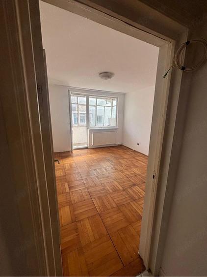 Apartament cu 2 camere decomandat în Mărăței
