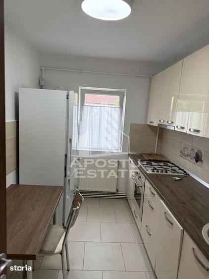 Apartament cu 2 camere, mobilat în Lipovei