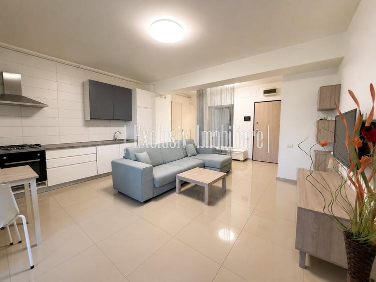 Apartament cu 2 camere semidecomandat în City Park Mall