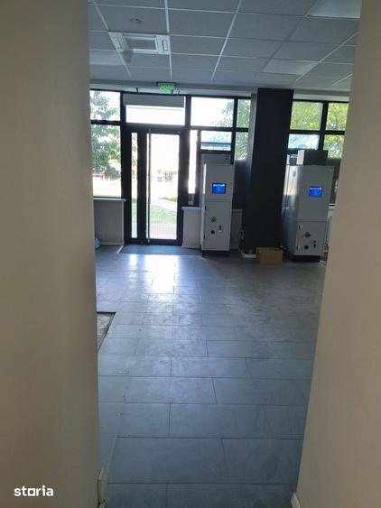 Spatiu Comercial de inchiriat - 4