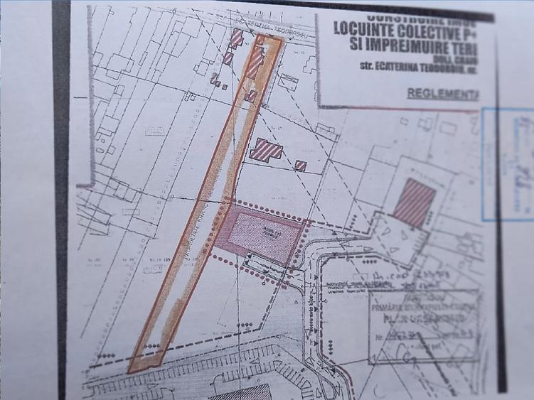 Teren Construcții intravilan de 3000 mp, în Central