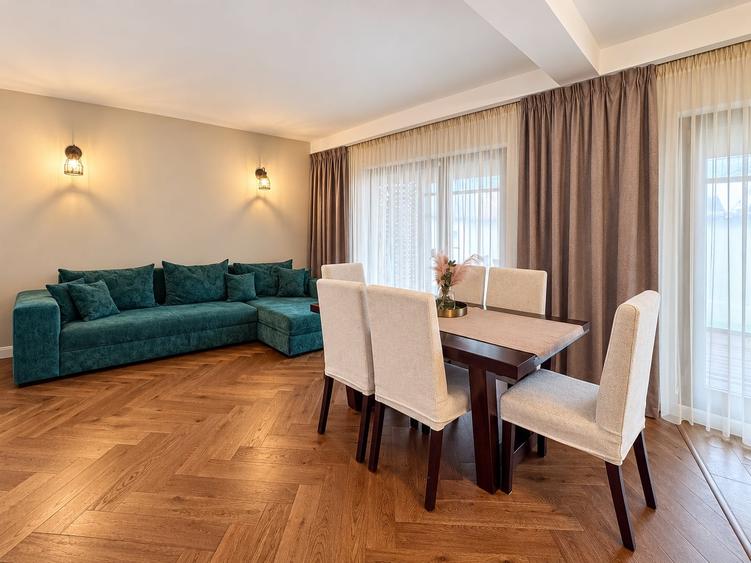 Casă individuală cu 5 camere cu Canalizare în Ovidiu