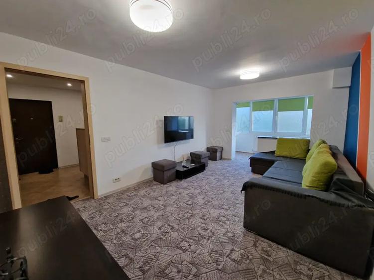 Apartament cu 4 camere decomandat în Bucovina