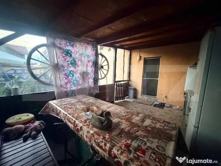 Casă cu 4 camere cu Teren 484 Mp în Popoveni