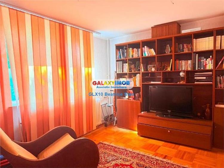 Apartament cu 3 camere decomandat, mobilat în Drumul Taberei