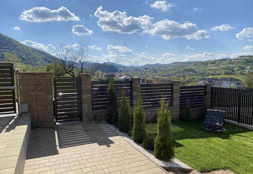 Casă individuală cu 5 camere cu Canalizare în Cisnădioara