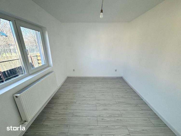 Casă cu 3 camere cu Teren 300 Mp în Ciurea