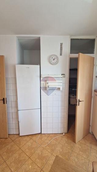 Apartament cu 2 camere decomandat, mobilat în Banu Manta