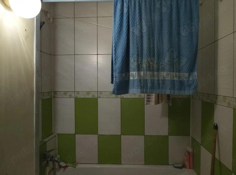 Garsonieră decomandată în Unirii