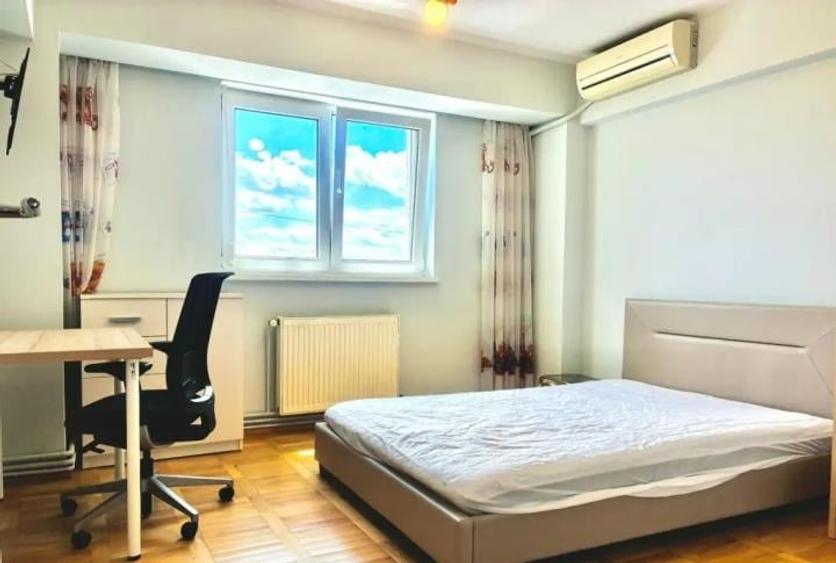 Apartament cu 4 camere decomandat, mobilat în 13 Septembrie