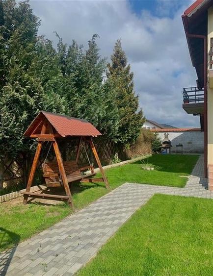 Casă individuală cu 4 camere cu Canalizare în Hărman