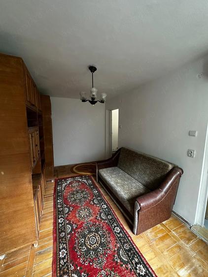 Apartament cu 2 camere nedecomandat în Dacia