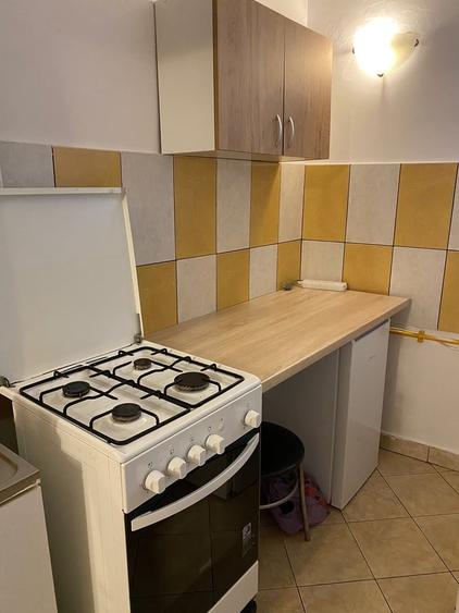Apartament cu 2 camere semidecomandat în Romană