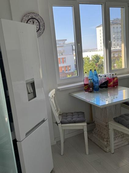Inchiriez ap 2 camere.cart Andrei Muresanu - 12