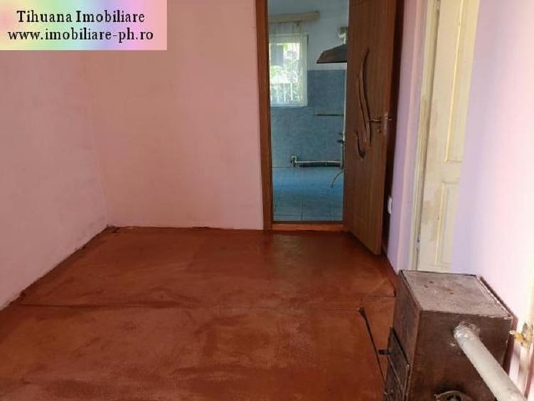 Casă individuală cu 3 camere cu Canalizare în Democrației