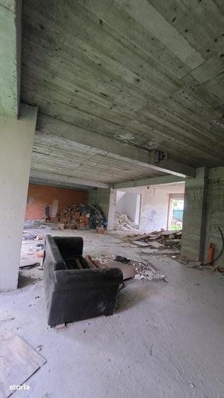 Apartament cu 4 camere în Central