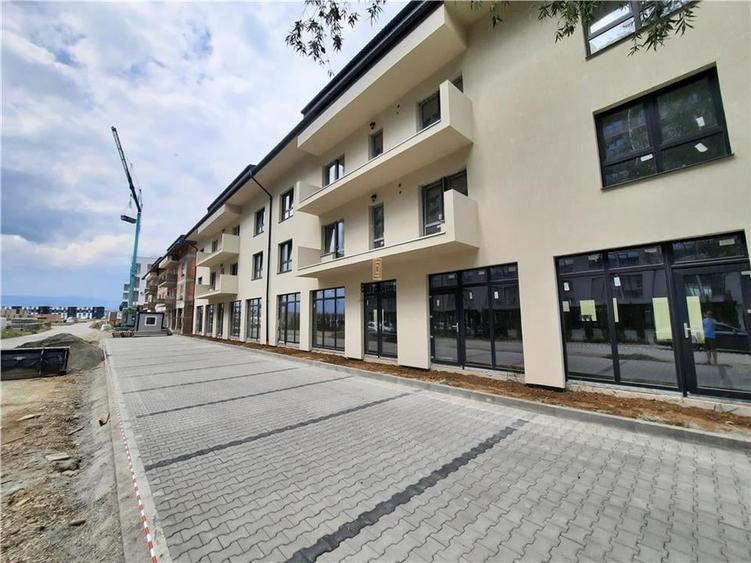 Spațiu comercial, de 76 mp, în Șelimbăr