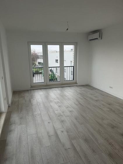 Apartament cu 2 camere decomandat în Mogoșoaia