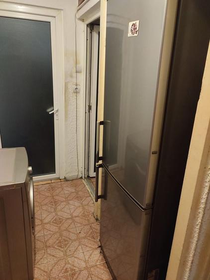 Apartament cu 3 camere semidecomandat, mobilat în Tomis Nord