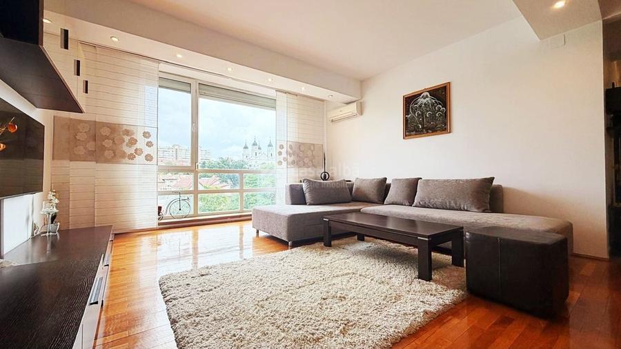 Central, 2 camere premium, vedere spre Mitropolie, parcare inclusa - 4
