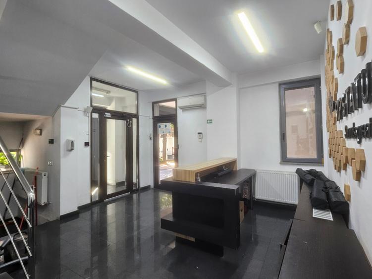 Birou, de 870 mp, în Cotroceni