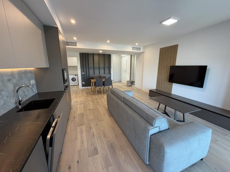 Apartament cu 2 camere semidecomandat în Străulești